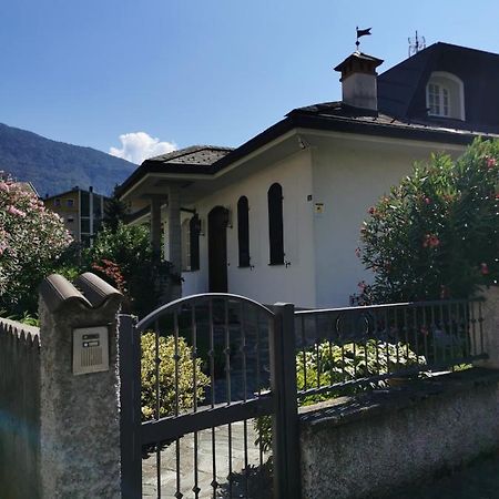 Casa Vacanze - Residenza Elvezia Tirano Eksteriør bilde