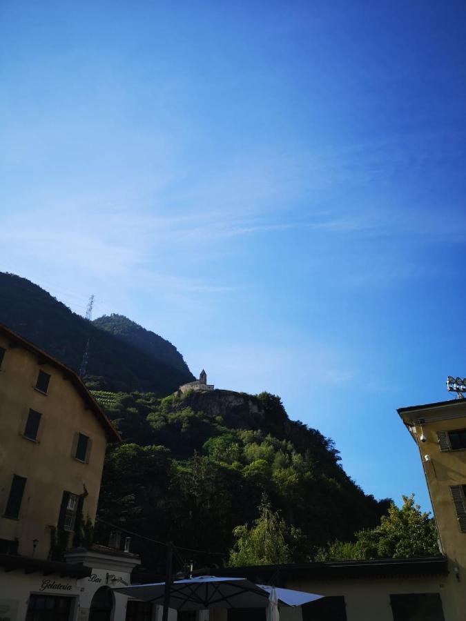 Casa Vacanze - Residenza Elvezia Tirano Eksteriør bilde